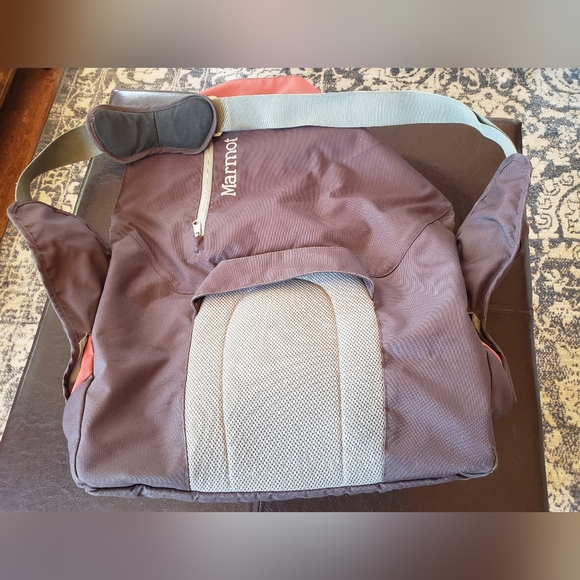 MARMOT Messanger Bag Large - Picture 2 of 5